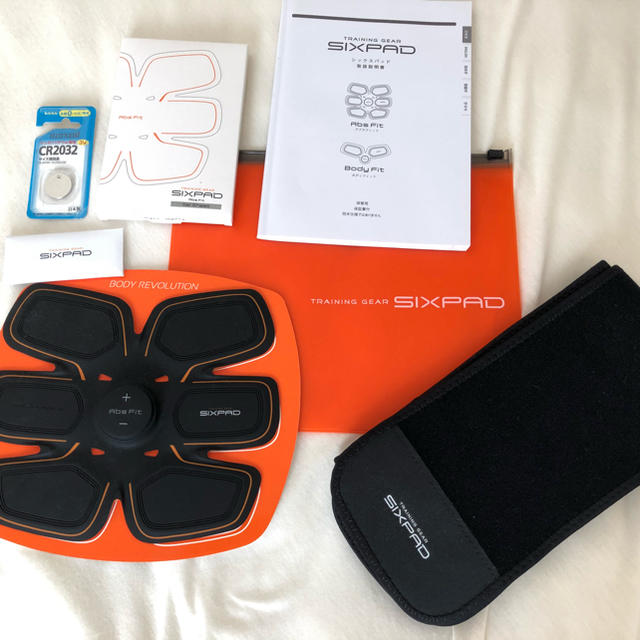 商品を売る SIXPAD シックスパッド ジェルパッド付き