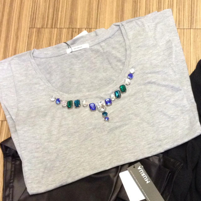 MURUA(ムルーア)のMURUA ビジュータンク GRY レディースのトップス(Tシャツ(半袖/袖なし))の商品写真