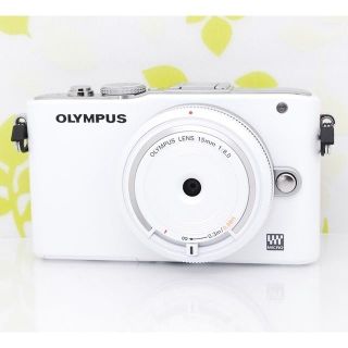 オリンパス(OLYMPUS)の★とてもキュートなホワイト！超軽い♪すぐ使える♪☆オリンパス E-PL3★(ミラーレス一眼)