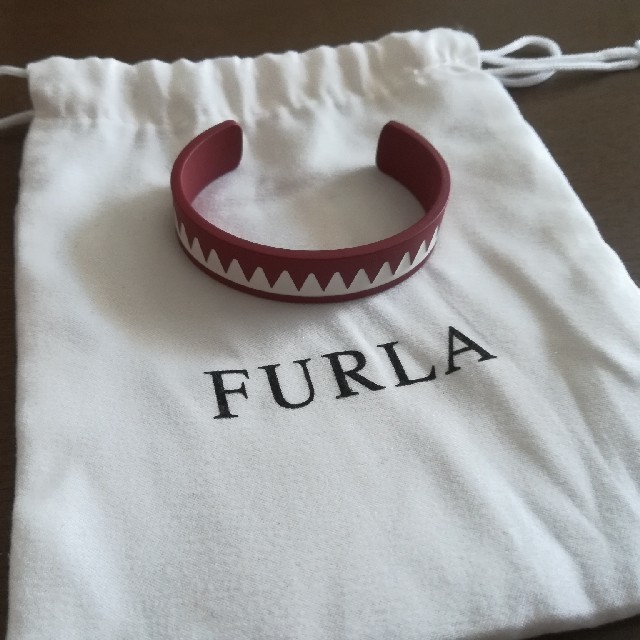 Furla(フルラ)の【新品未使用】FURLAフルラ　バングル　ブレスレット レディースのアクセサリー(ブレスレット/バングル)の商品写真