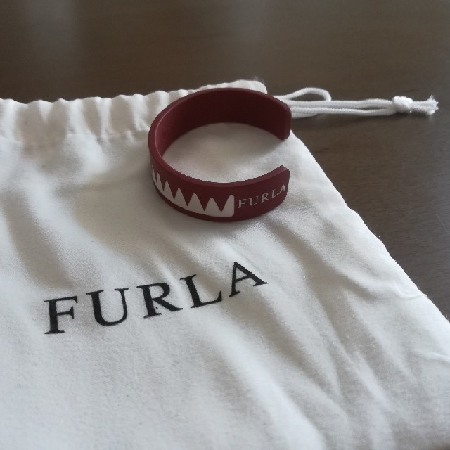Furla(フルラ)の【新品未使用】FURLAフルラ　バングル　ブレスレット レディースのアクセサリー(ブレスレット/バングル)の商品写真