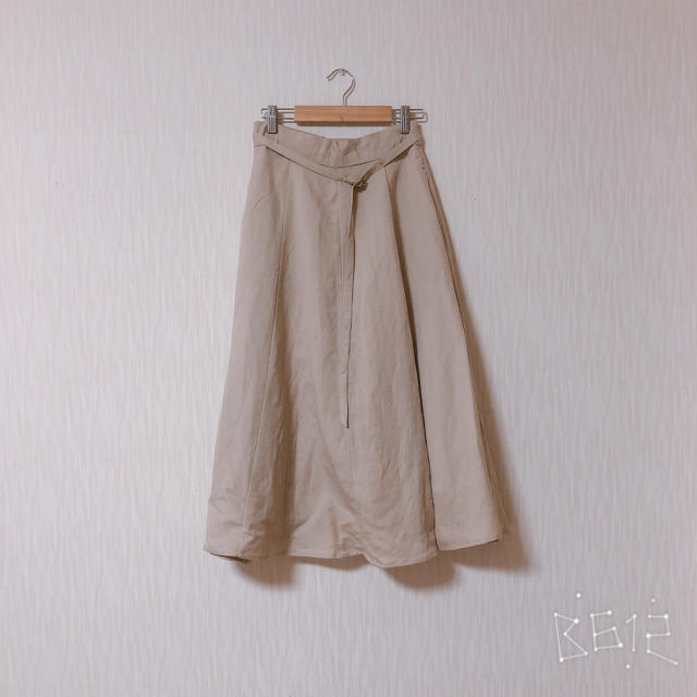 apart by lowrys(アパートバイローリーズ)のskirt . レディースのスカート(ひざ丈スカート)の商品写真