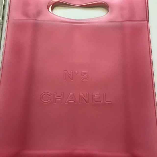 CHANEL(シャネル)のシャネル ビニールミニバッグ 2点セット レディースのバッグ(トートバッグ)の商品写真