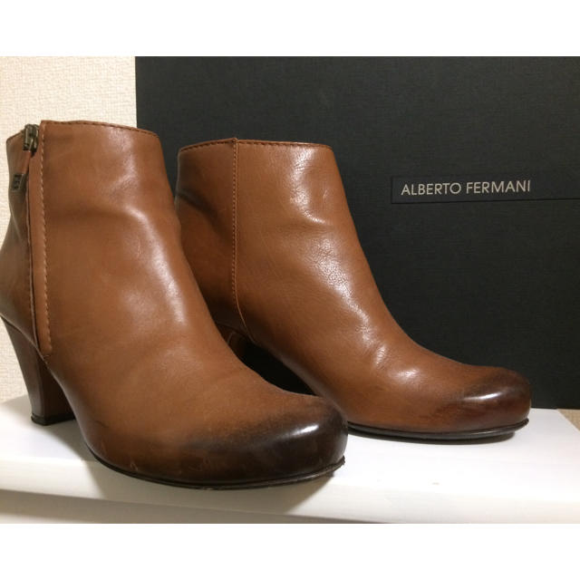 JOURNAL STANDARD(ジャーナルスタンダード)のalberto fermani  /  ショートブーツ キャメル 36  レディースの靴/シューズ(ブーツ)の商品写真