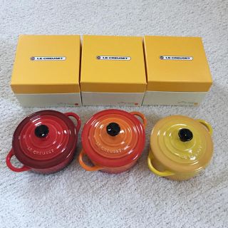 ルクルーゼ(LE CREUSET)の新品未使用★ル・クルーゼ ミニココット3個セット(食器)