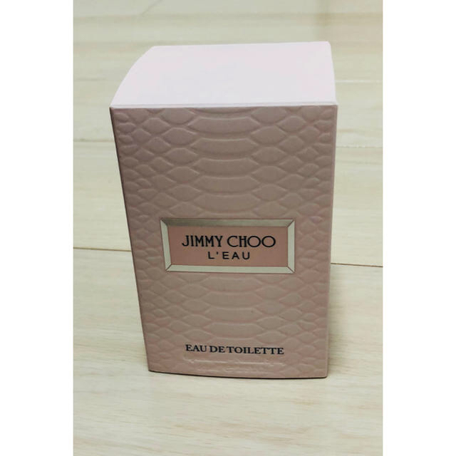 JIMMY CHOO(ジミーチュウ)のジミー チュウ ロー オードトワレ コスメ/美容の香水(香水(女性用))の商品写真