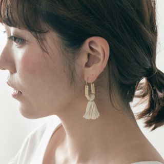 アーバンリサーチ(URBAN RESEARCH)の★新品★フリンジピアス(ピアス)