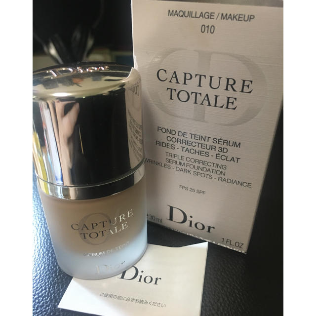 Dior カプチュール リキッドファンデ 010 IVORY