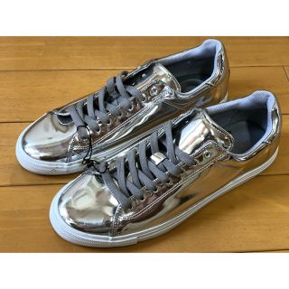 ザラ(ZARA)のZARA ザラ スニーカー 光沢シルバー 44(28.5cm位) (スニーカー)