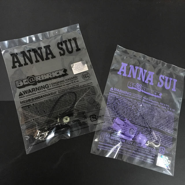 未完封 ANNA SUI ベアブリック100％ 3体セット