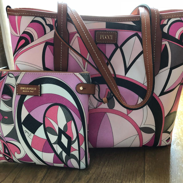 EMILIO PUCCI(エミリオプッチ)の美品 エミリオプッチトートバックとポーチ レディースのバッグ(トートバッグ)の商品写真