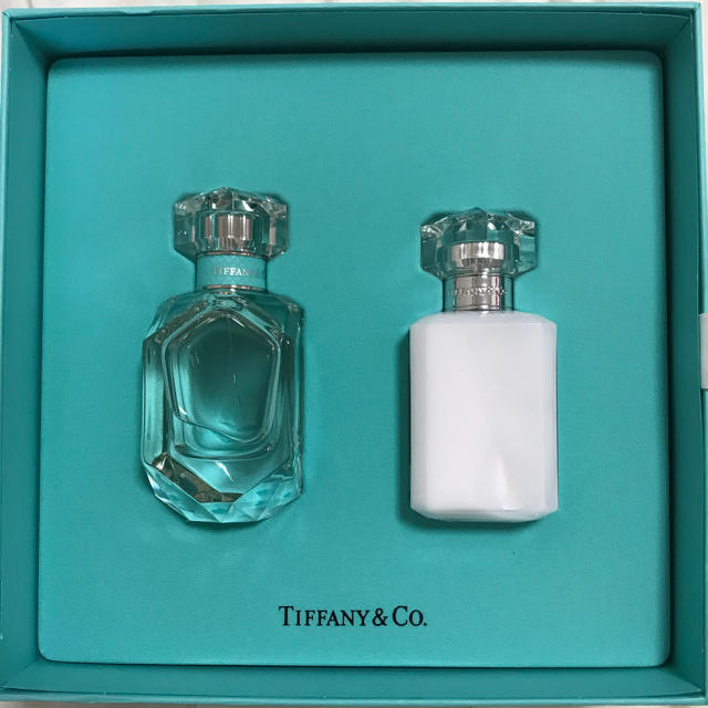 Tiffany & Co.(ティファニー)のTIFFANY & CO. ボディローション ギフトセット コスメ/美容の香水(香水(女性用))の商品写真