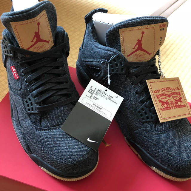 メンズAIR JORDAN 4 RETRO LEVIS NRG 26.5cm 8.5