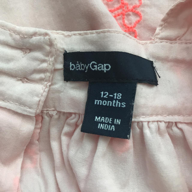 babyGAP(ベビーギャップ)のbaby gap 80cm キッズ/ベビー/マタニティのベビー服(~85cm)(シャツ/カットソー)の商品写真