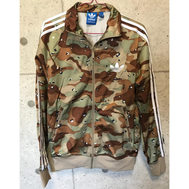 adidas(アディダス)のファースト初代モデル！ CAMOカモフラ迷彩柄 ジャージ セットアップ メンズのトップス(ジャージ)の商品写真