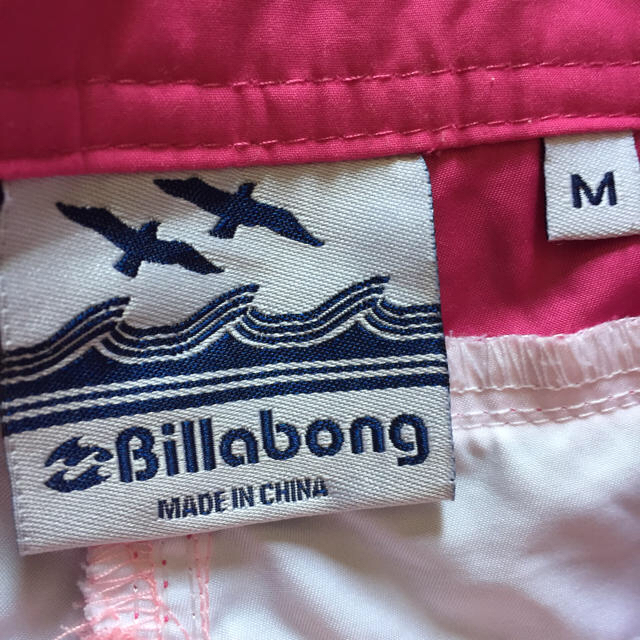 billabong(ビラボン)のビラボン サーフパンツ Mサイズ スポーツ/アウトドアのスポーツ/アウトドア その他(サーフィン)の商品写真