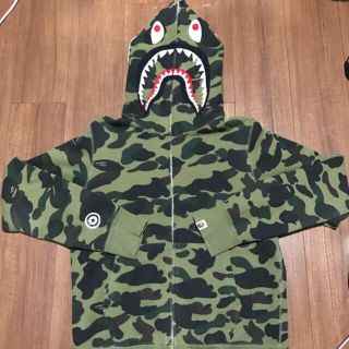 アベイシングエイプ(A BATHING APE)のA BATHING APE シャークパーカー(パーカー)