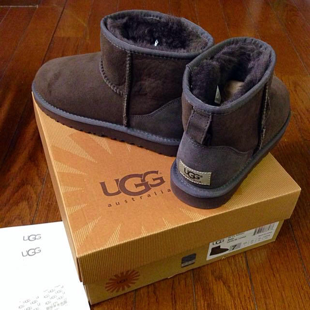 UGG クラシック ミニ 24.0靴/シューズ