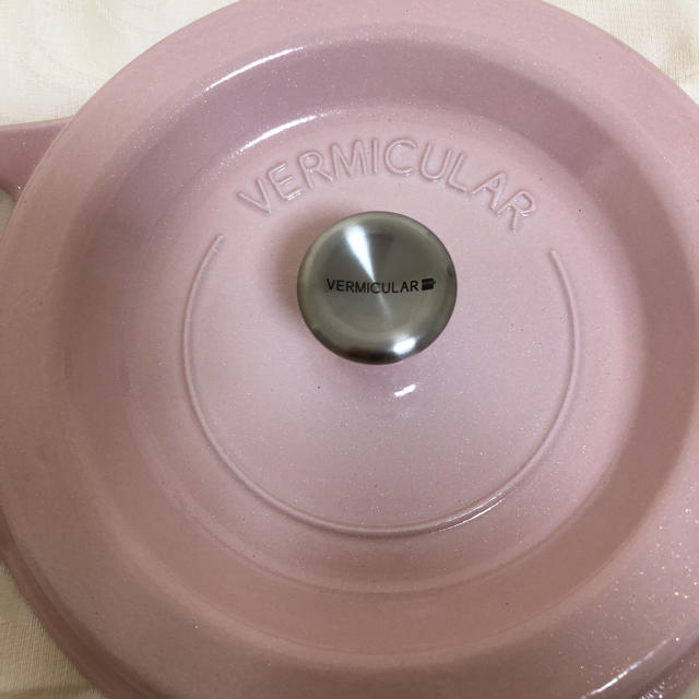 品数豊富！ Vermicular - 無水調理鍋22㎝ バーミキュラ 鍋/フライパン - covid19.ins.gov.mz