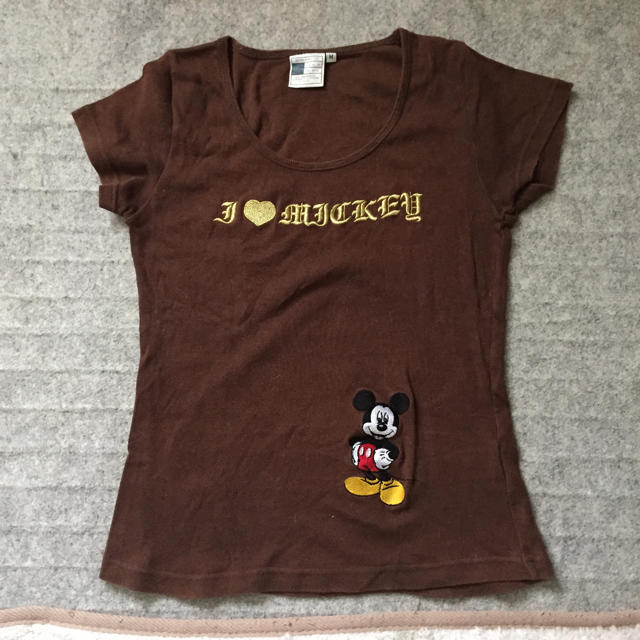 Disney(ディズニー)のミッキーマウス ブラウンTシャツ 刺繍 サイズM 海外購入品 レディースのトップス(Tシャツ(半袖/袖なし))の商品写真