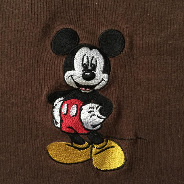 Disney(ディズニー)のミッキーマウス ブラウンTシャツ 刺繍 サイズM 海外購入品 レディースのトップス(Tシャツ(半袖/袖なし))の商品写真