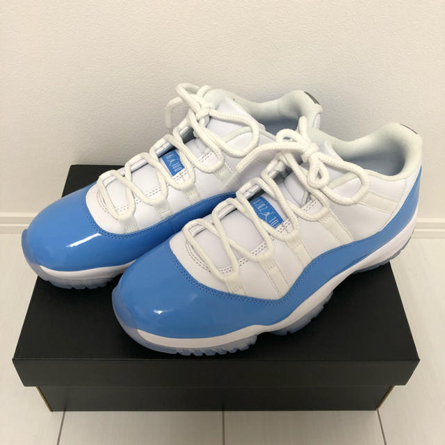 NIKE(ナイキ)のAIR  JORDAN11 RETRO LOW メンズの靴/シューズ(スニーカー)の商品写真