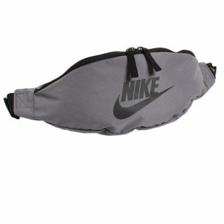 ナイキ(NIKE)のナイキ ヘリテージヒップバック(ボディーバッグ)