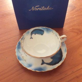 ノリタケ(Noritake)のノリタケ リトルアイランド  クジラ  カップ&ソーサー  未使用品(食器)