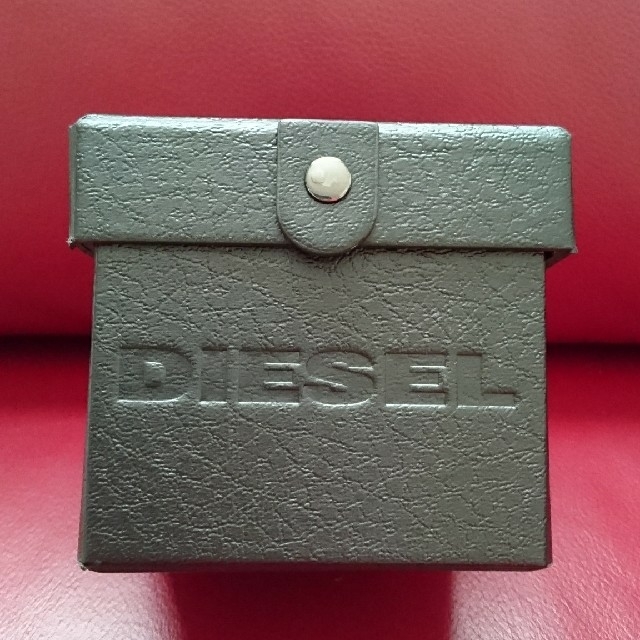 DIESEL(ディーゼル)のDIESEL 空箱 インテリア/住まい/日用品のインテリア小物(小物入れ)の商品写真