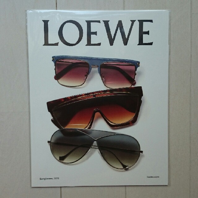 LOEWE(ロエベ)のロエベ ステッカー LOEWE アイウェア ハンドメイドの文具/ステーショナリー(しおり/ステッカー)の商品写真