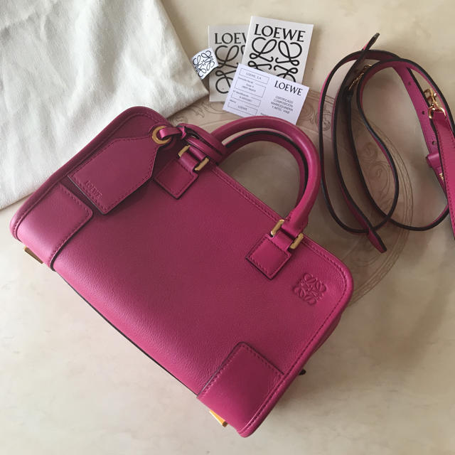 人気カラーの LOEWE - ♡ゆいゆかママ様♡専用 ハンドバッグ - iinn.com