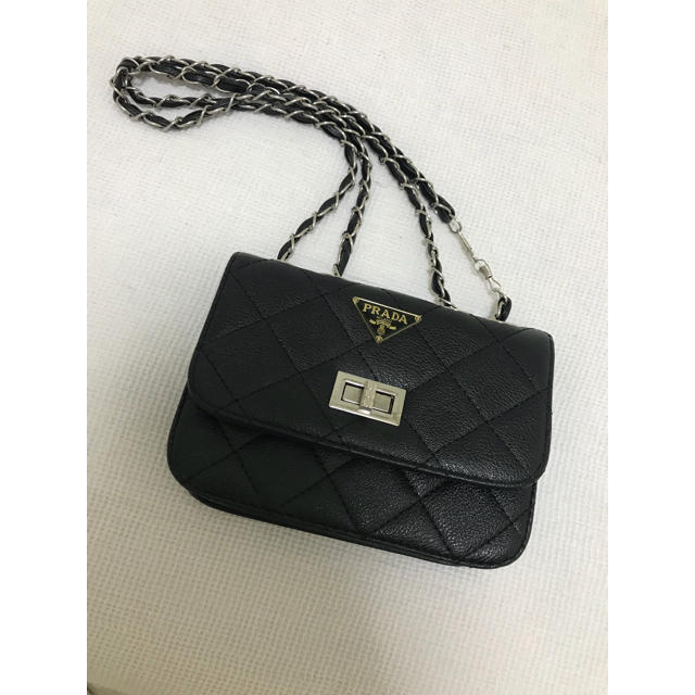 PRADA(プラダ)のキルティングチェーンバッグ レディースのバッグ(ショルダーバッグ)の商品写真