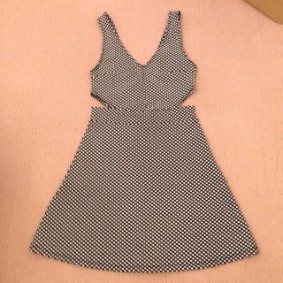 エイチアンドエム(H&M)のH&M♡背中深V♡ワンピ♡ドット(ミニワンピース)