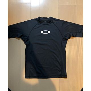 オークリー(Oakley)の【おっかぁー♬様専用】 oakley ラッシュガード (水着)