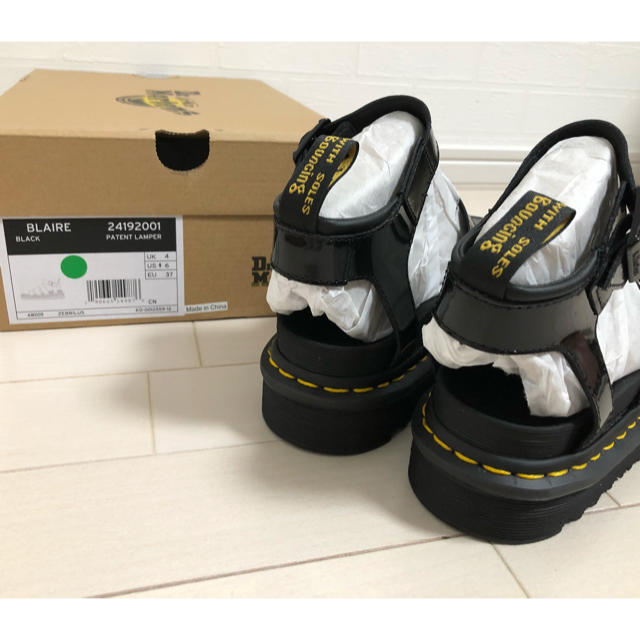 Dr.Martens(ドクターマーチン)の【新品未使用】22.5 ドクターマーチン BLAIRE サンダル レディースの靴/シューズ(サンダル)の商品写真