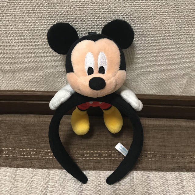 Disney(ディズニー)のミッキーマウスカチューシャ エンタメ/ホビーのおもちゃ/ぬいぐるみ(キャラクターグッズ)の商品写真