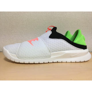 NIKE - NIKE BENASSI SLP ベナッシ スリップオン 新品未使用の ...