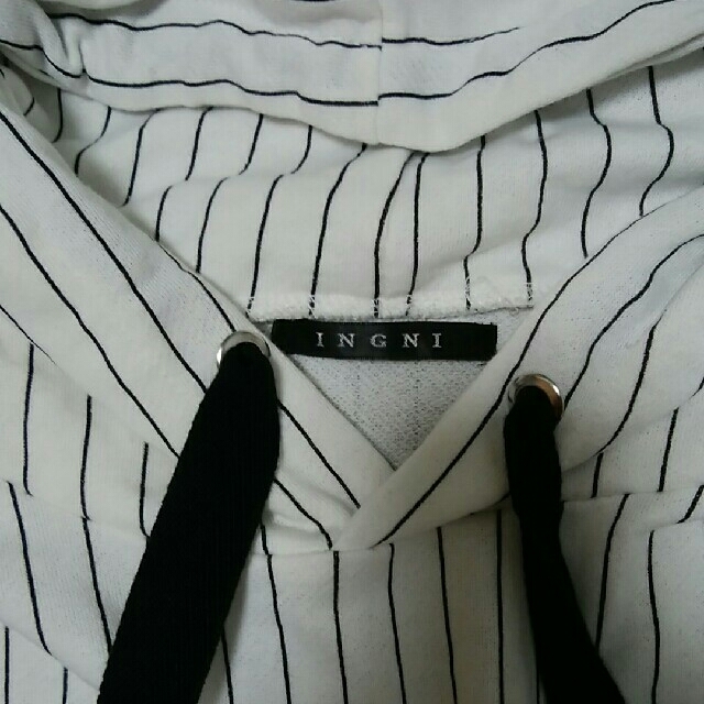 INGNI(イング)のゆき様専用♡イング♡ノースリーブパーカー レディースのトップス(カットソー(半袖/袖なし))の商品写真