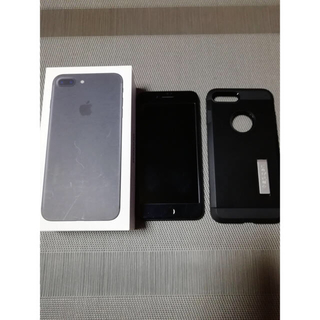 アイフォーン(iPhone)のiPhone7プラス　128GB　SIMフリー　ブラック(スマートフォン本体)