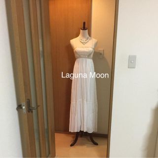 ラグナムーン(LagunaMoon)のLaguna Moon激かわロングワンピース❤️おまとめ割SALE開催中(ロングワンピース/マキシワンピース)