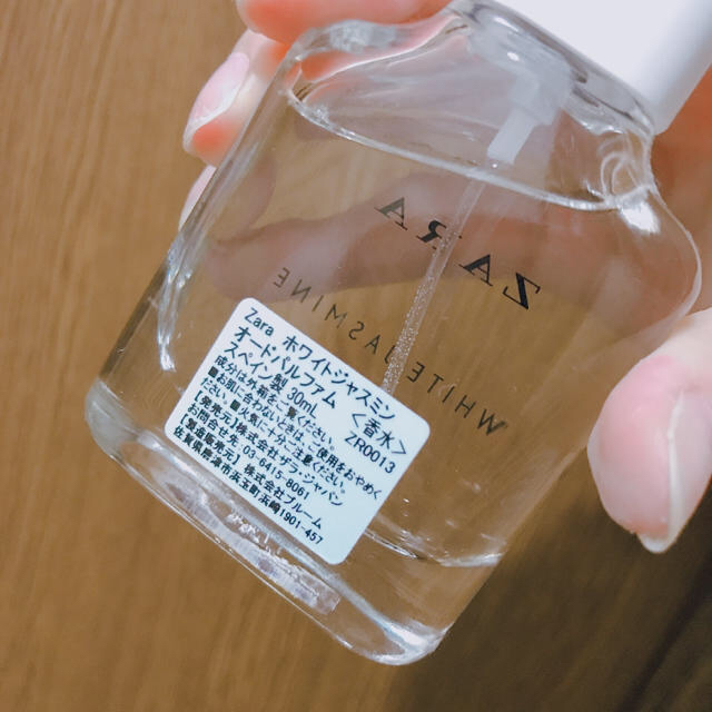 ZARA(ザラ)のZARA ホワイトジャスミン 香水30ml 箱あり♡ コスメ/美容の香水(香水(女性用))の商品写真