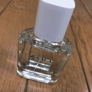 ザラ(ZARA)のZARA ホワイトジャスミン 香水30ml 箱あり♡(香水(女性用))