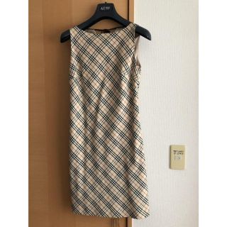 バーバリー(BURBERRY)のバーバリー M   ノノ様専用(ひざ丈ワンピース)