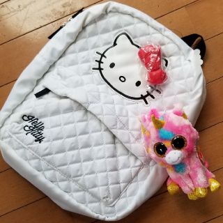 クレアーズ(claire's)のクレアーズ新品未使用！キティちゃんリュックとピンクユニコーン！(リュック/バックパック)