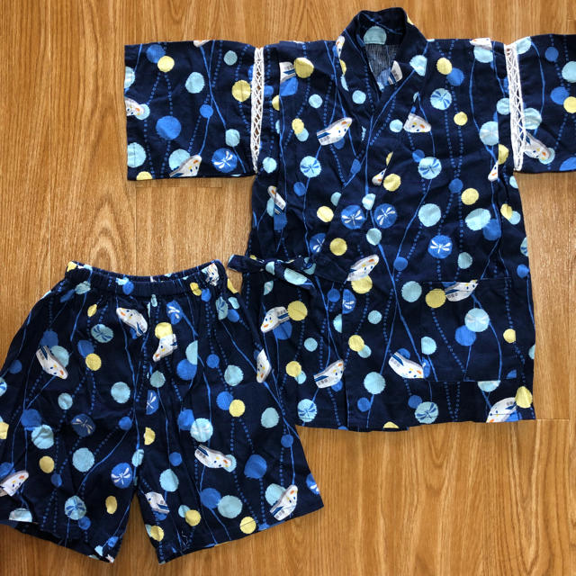 サンリオ(サンリオ)の【専用】甚平 110size キッズ/ベビー/マタニティのキッズ服男の子用(90cm~)(甚平/浴衣)の商品写真