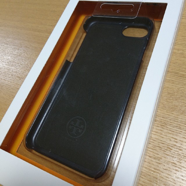 Tory Burch(トリーバーチ)の⭐ 新品 ⭐ Tory Burch iPhoneケース  スマホ/家電/カメラのスマホアクセサリー(モバイルケース/カバー)の商品写真