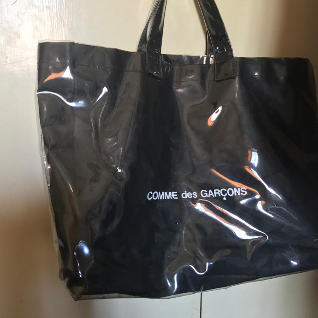 COMME des GARCONS(コムデギャルソン)のコムデギャルソン ブラックマーケット pvc トート レディースのバッグ(トートバッグ)の商品写真