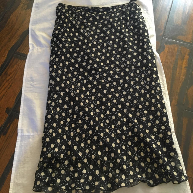 23区(ニジュウサンク)の専用商品 美品 スカート オンワード樫山  レディースのスカート(ひざ丈スカート)の商品写真