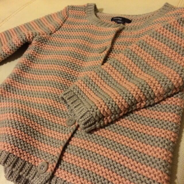 babyGAP(ベビーギャップ)のbaby GAP♡新品ニットカーディガン キッズ/ベビー/マタニティのキッズ服女の子用(90cm~)(その他)の商品写真