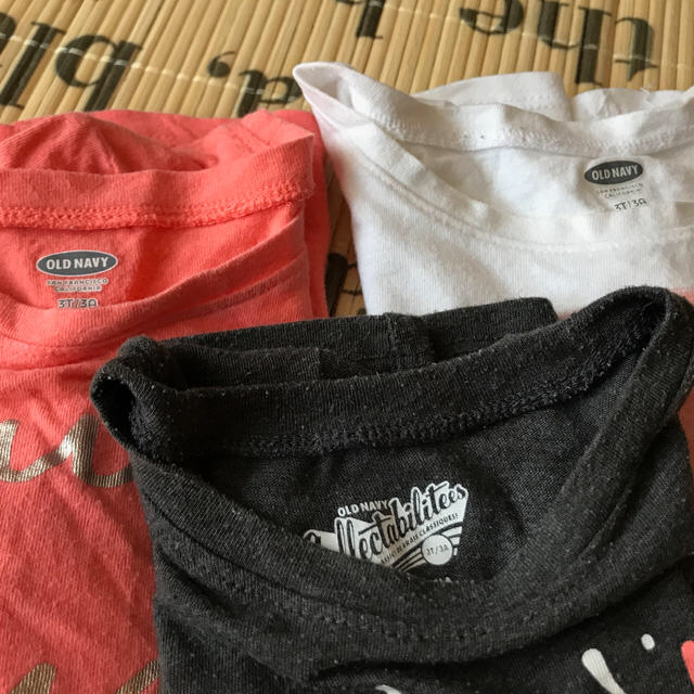 Old Navy(オールドネイビー)のOLD NAVY(オールドネイビー)キッズ Tシャツ まとめ売り キッズ/ベビー/マタニティのキッズ服女の子用(90cm~)(Tシャツ/カットソー)の商品写真